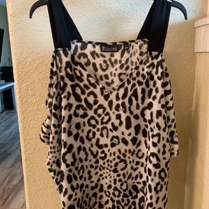 Cold shoulder leopard print shirt